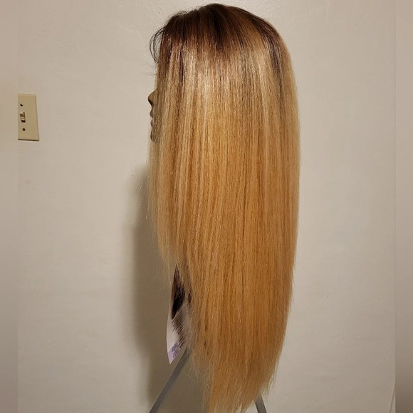 Sensationnel Series Swiss Lace Silk Based Lace Front Wig - Sunniva - T4/27/613 - Picture 6 of 9